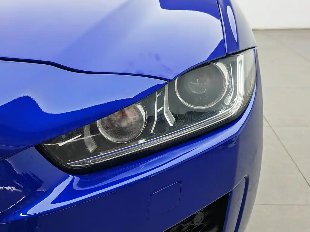 Jaguar XE 2017 2017 2.0T 200PS R-Sport