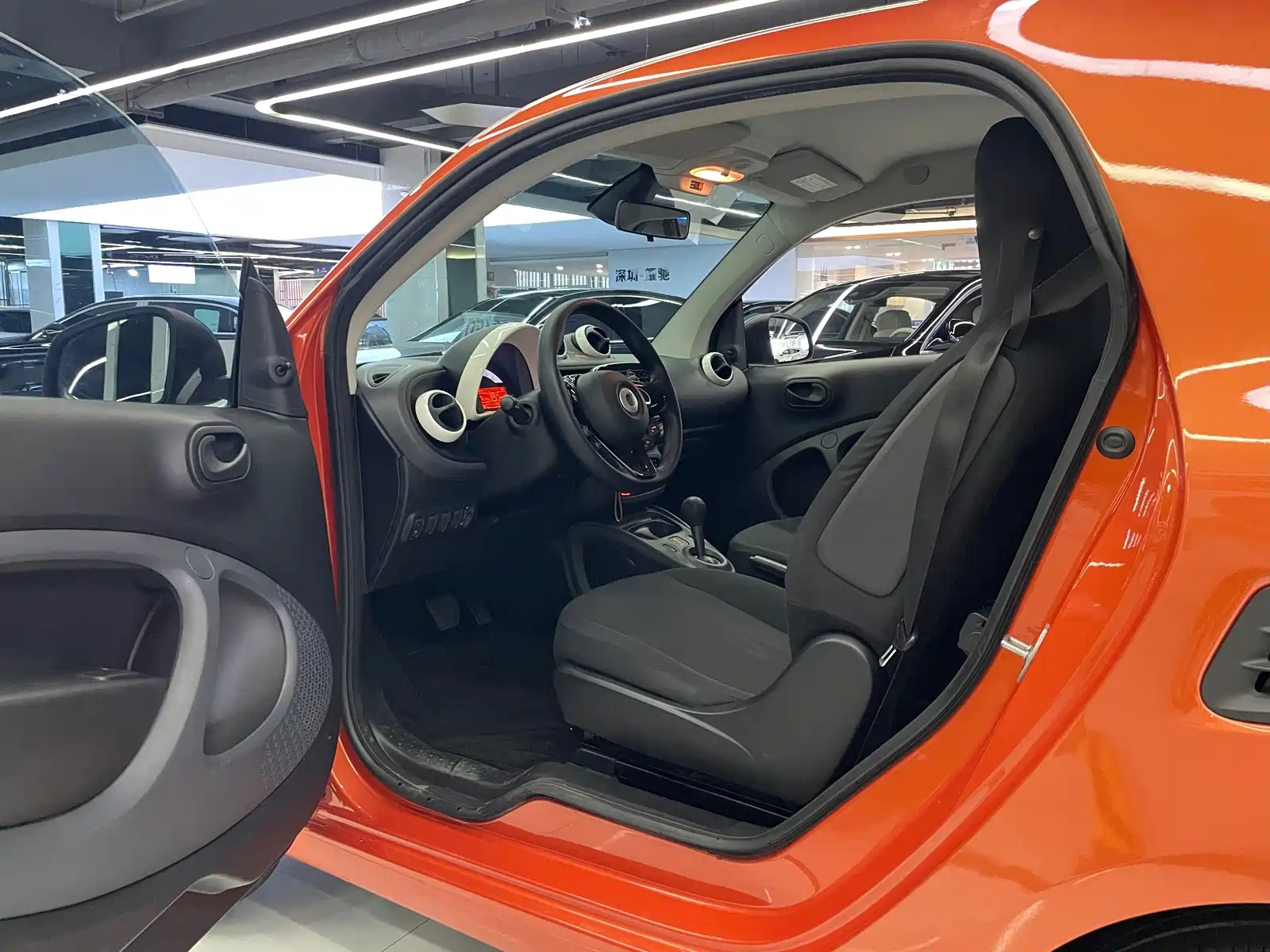 Фото 11 - smart fortwo