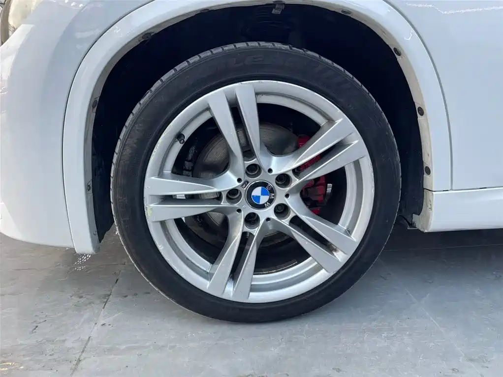BMW X1 2015 Model sDrive18i Fashion Advanced Edition фото 18
