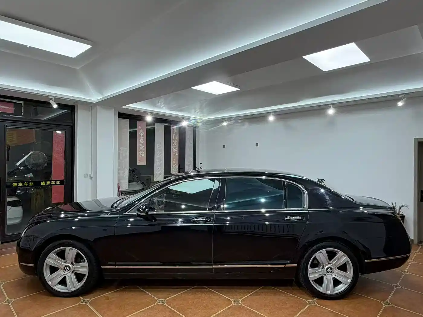 Bentley Flying Spur 2010 2010 6.0T 5-seater Version