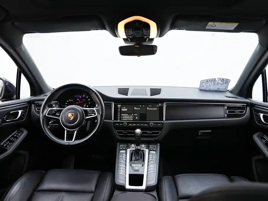 Porsche Macan 2021 Macan 2.0T фото 12