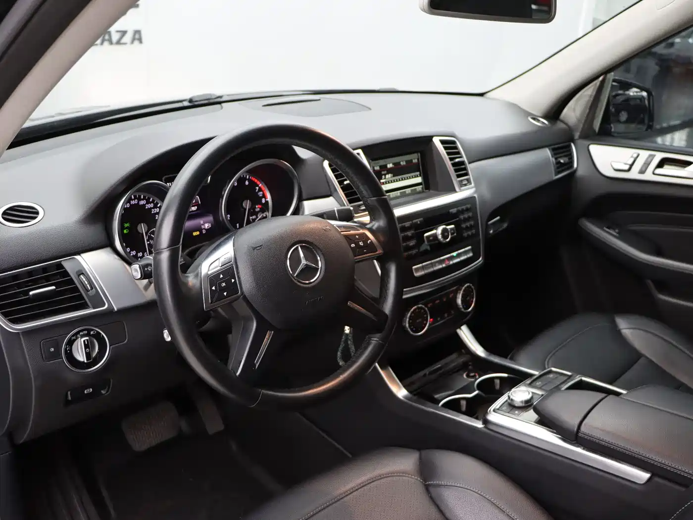 Mercedes-Benz M-Class 2014 ML 320 4MATIC фото 17