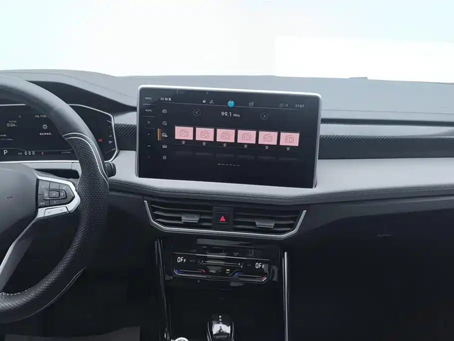 Volkswagen Tayron 2023 330TSI 2WD Luxury Plus Advanced Edition фото 13