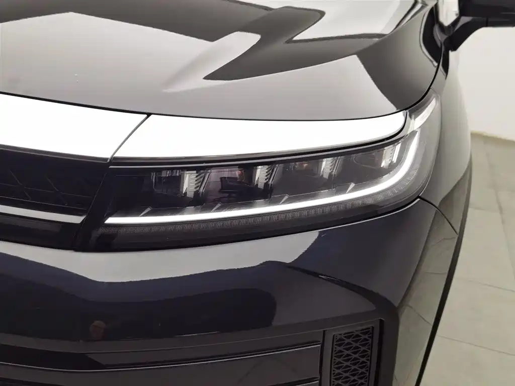 EXEED STAR WAY CHASING THE WIND