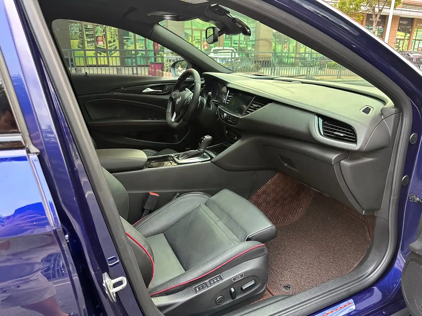 Buick Regal 2017 GS 28T Luxury Type фото 11