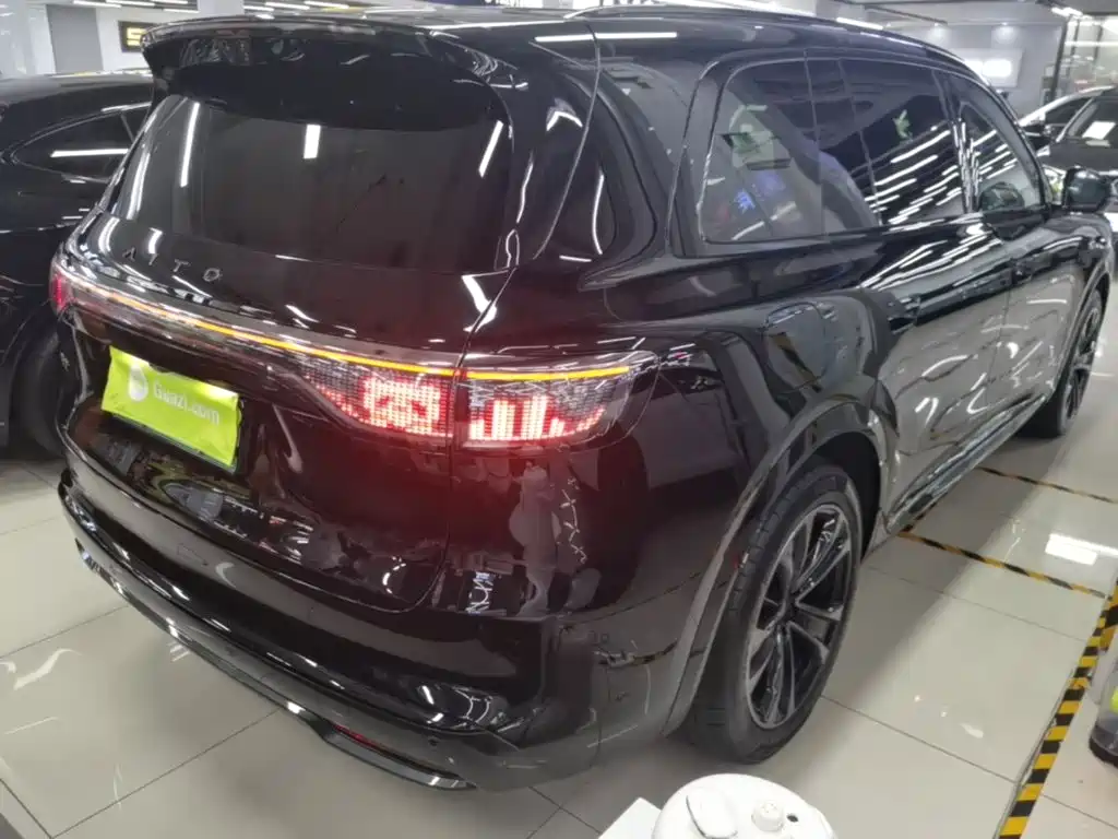 Aito AITO M8 2026 2025 Range Extender Max+ Edition 53.4kWh 5-seater