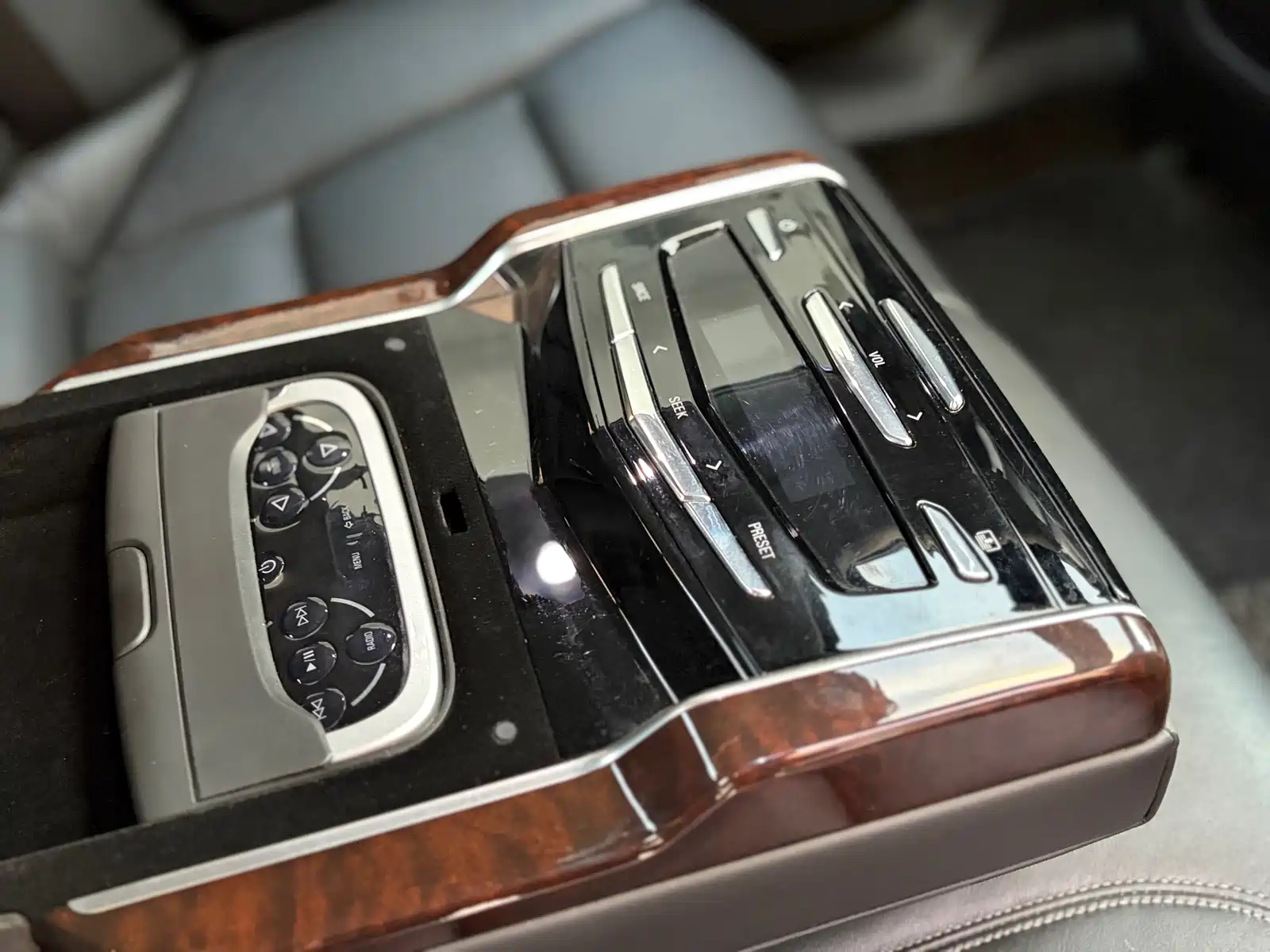 Photo 11 - Cadillac XTS