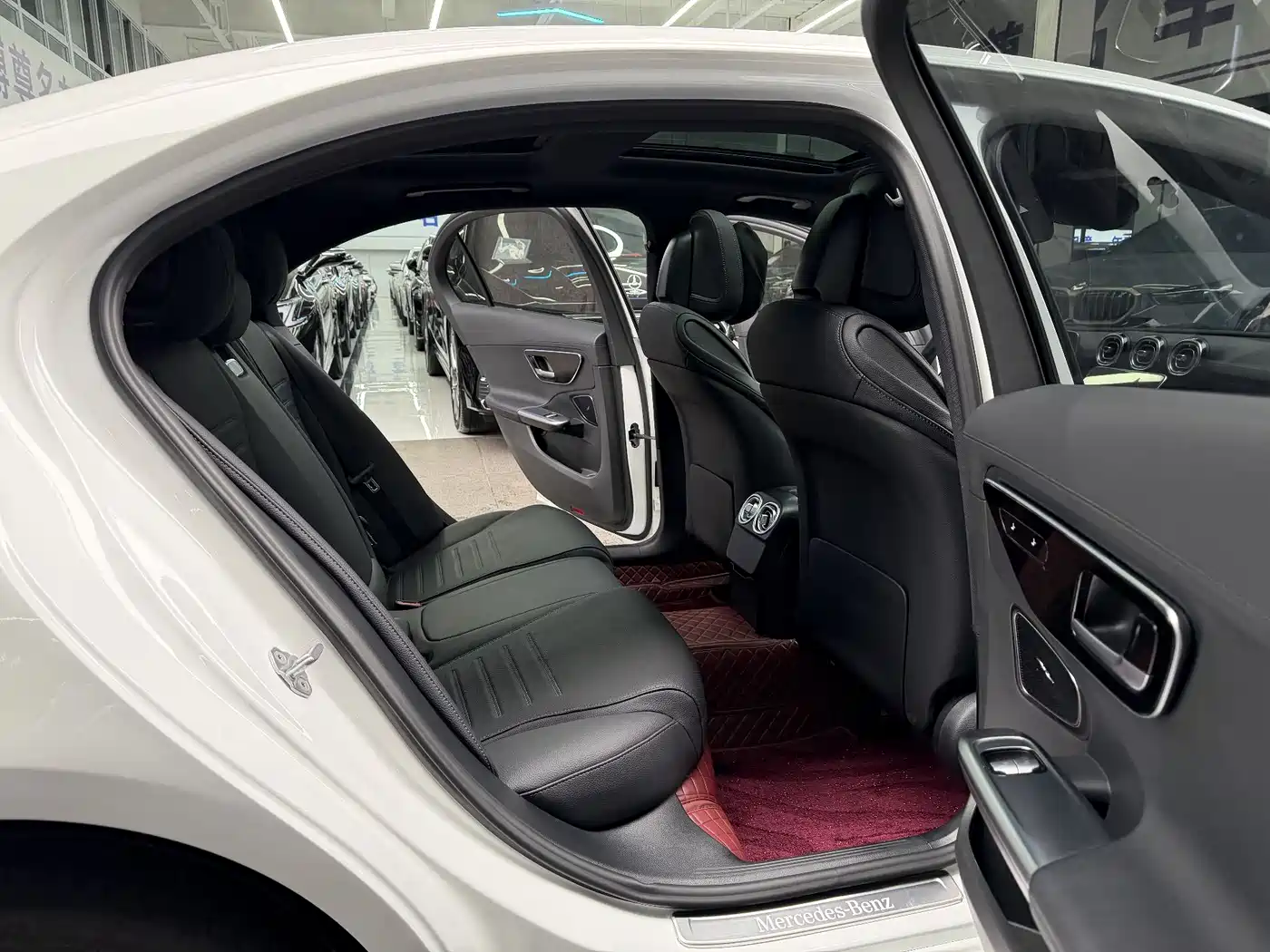 Mercedes-Benz C-Class 2023 Facelift C 260 L Sport Edition фото 14