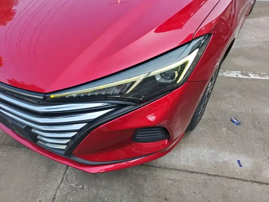 Фото 24 - Changan Eado