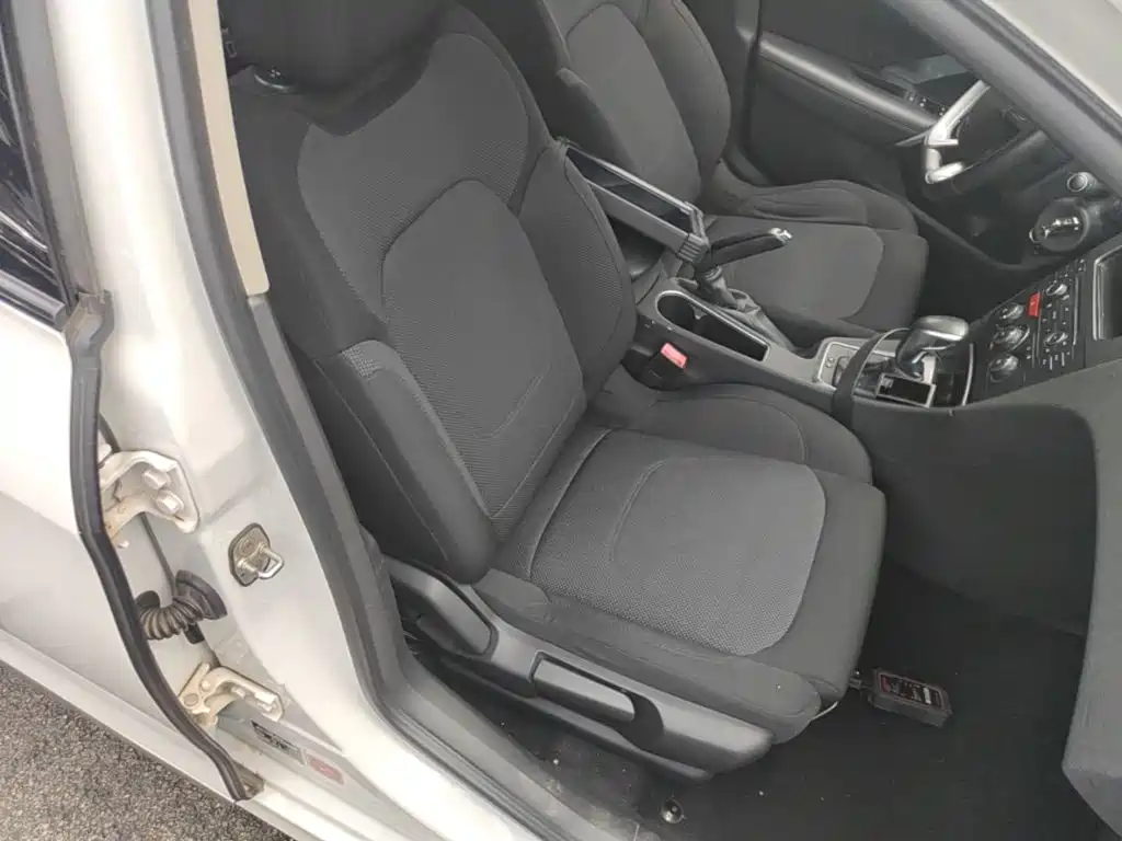 DS 5LS 2016 2015 1.6T Comfort THP160