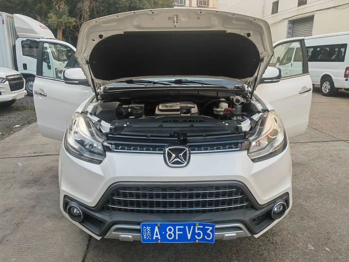 Jiangling Yusheng S350 2017 2016 2.4T Automatic 2WD Diesel Luxury Sunroof 5-seater