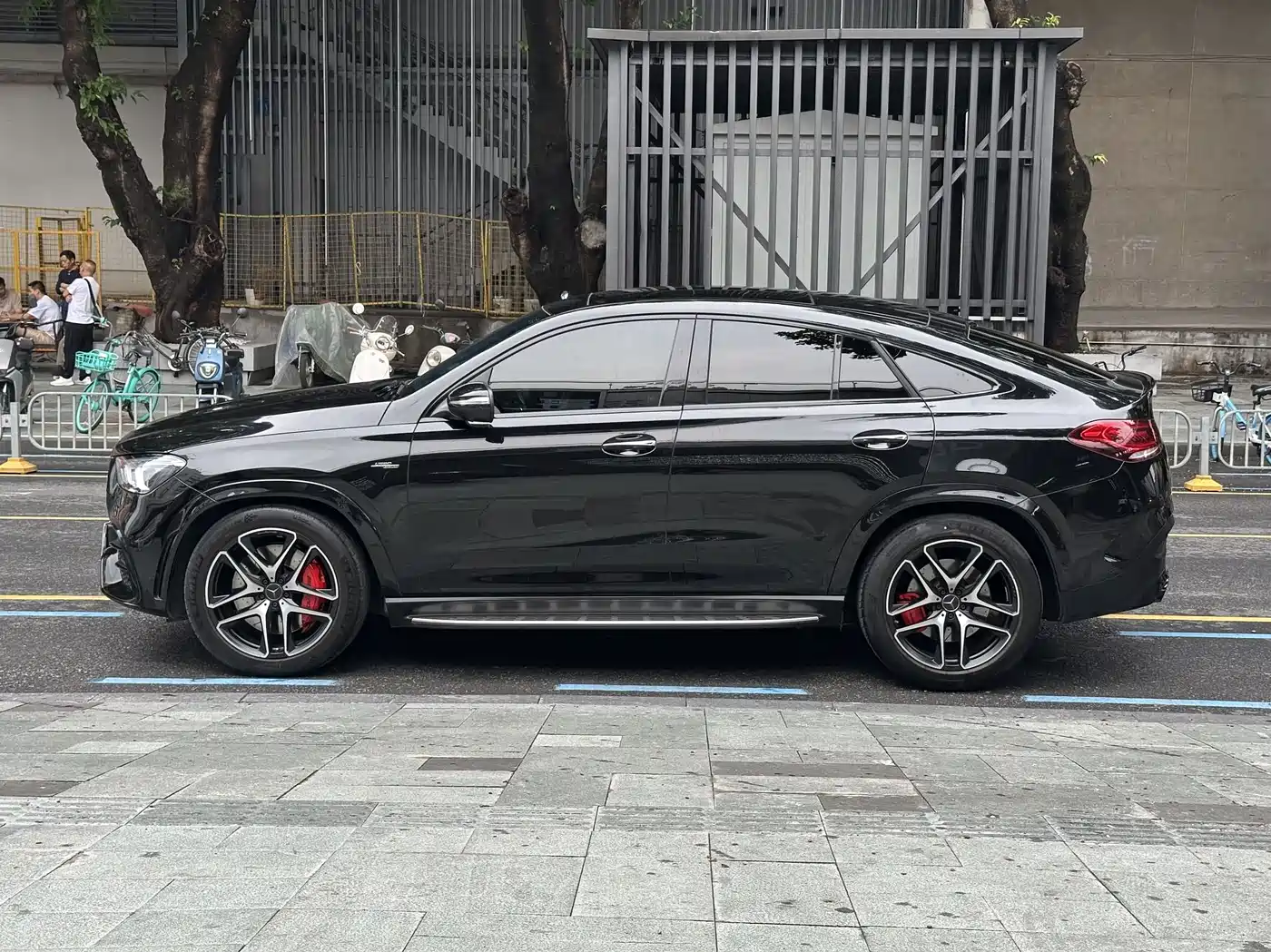 Mercedes-Benz GLE Coupe AMG 2020 AMG GLE 53 4MATIC+ Coupe SUV фото 3