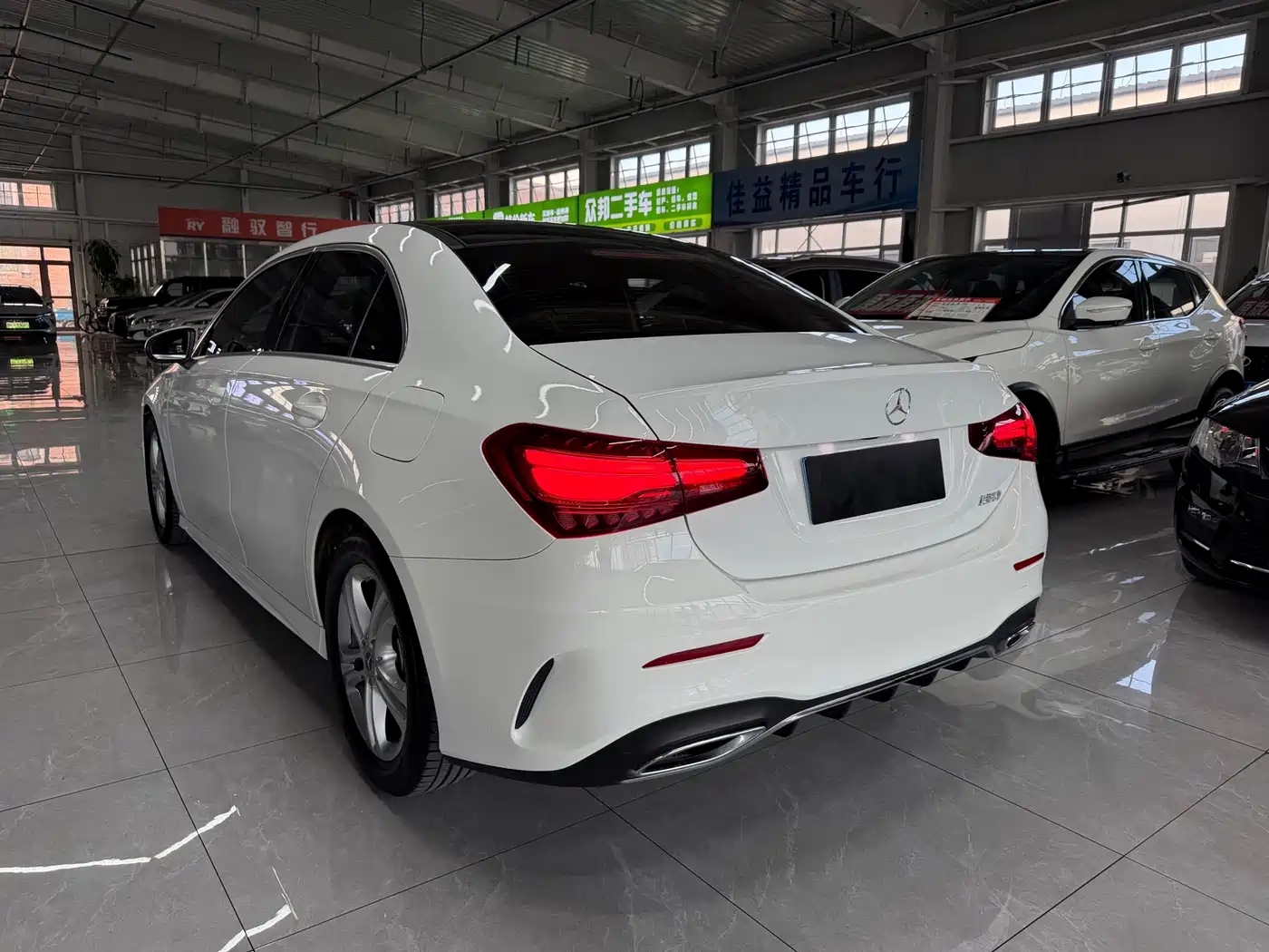 Mercedes-Benz A-Class 2023 A 180 L фото 6