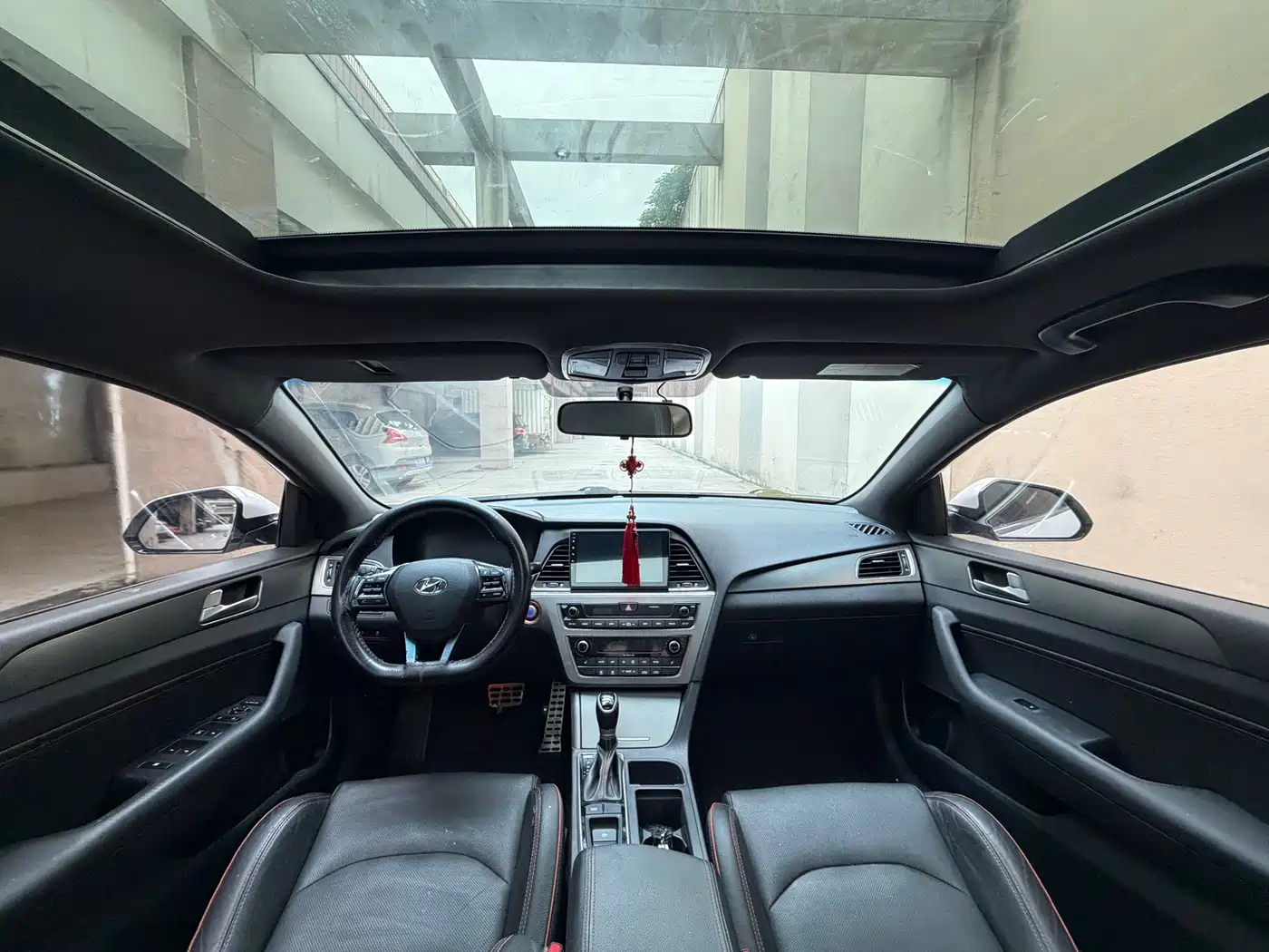 Hyundai Sonata 2015 1.6T GLX Leading фото 9