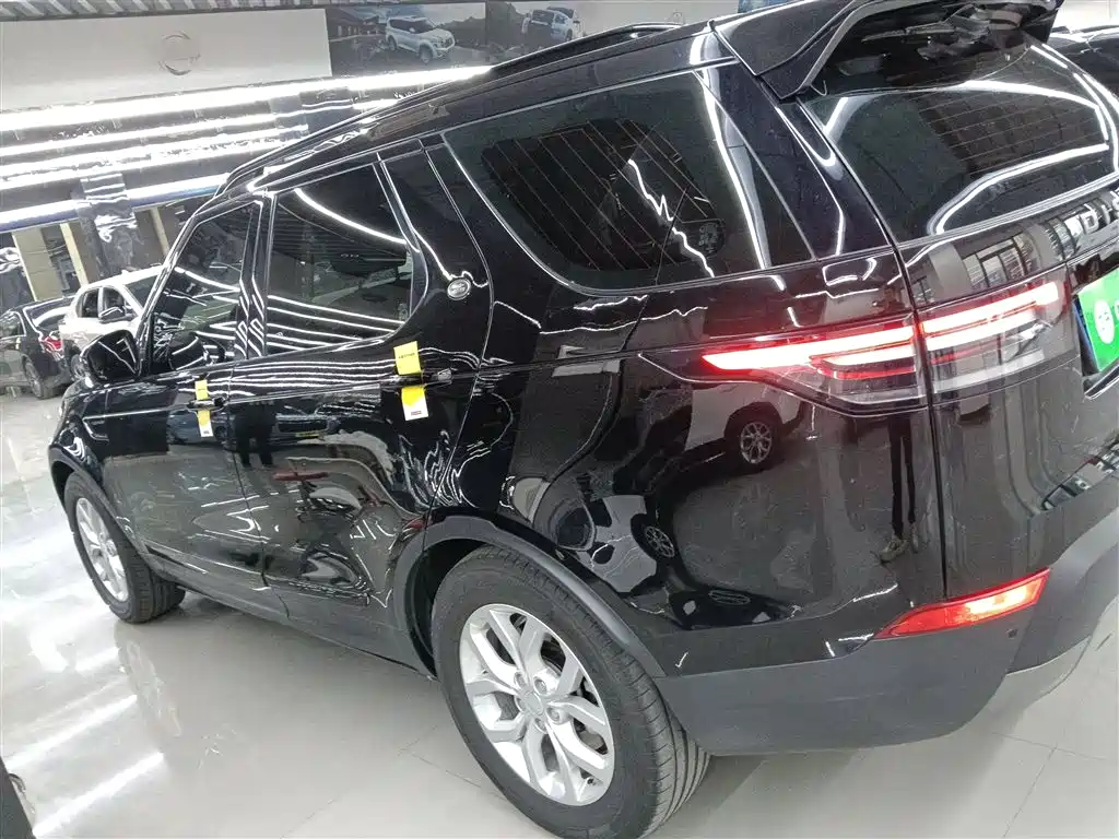 Land Rover Discovery 2018 3.0 SC V6 SE фото 5