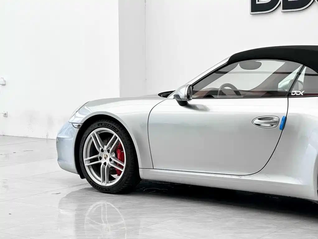 Фото 9 - Porsche 911