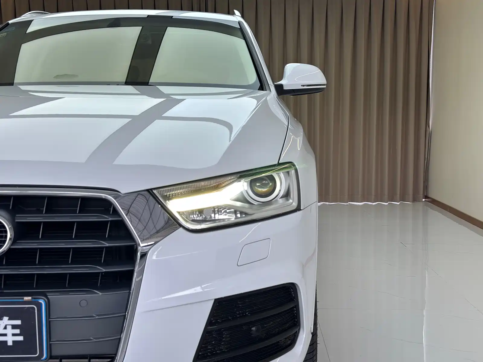 Фото 4 - Audi Q3