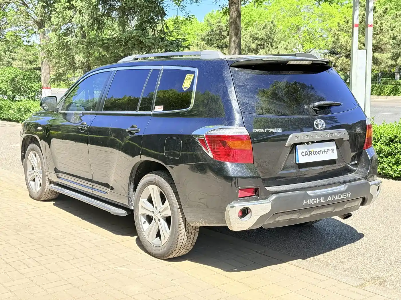 Фото 13 - Toyota Highlander