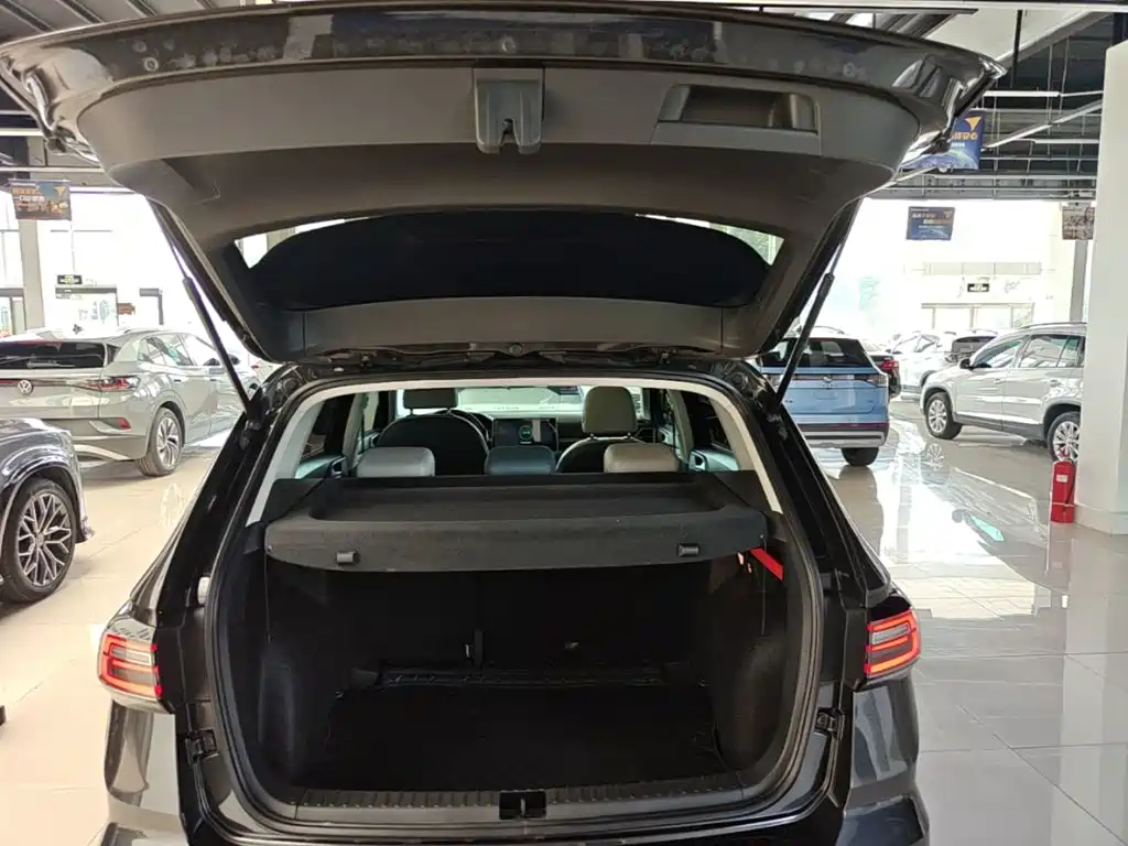 Volkswagen Tharu, миниатюра 19