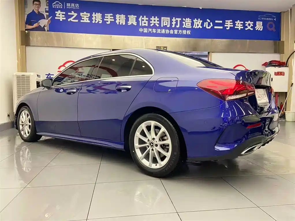 MERCEDES-BENZ A CLASS