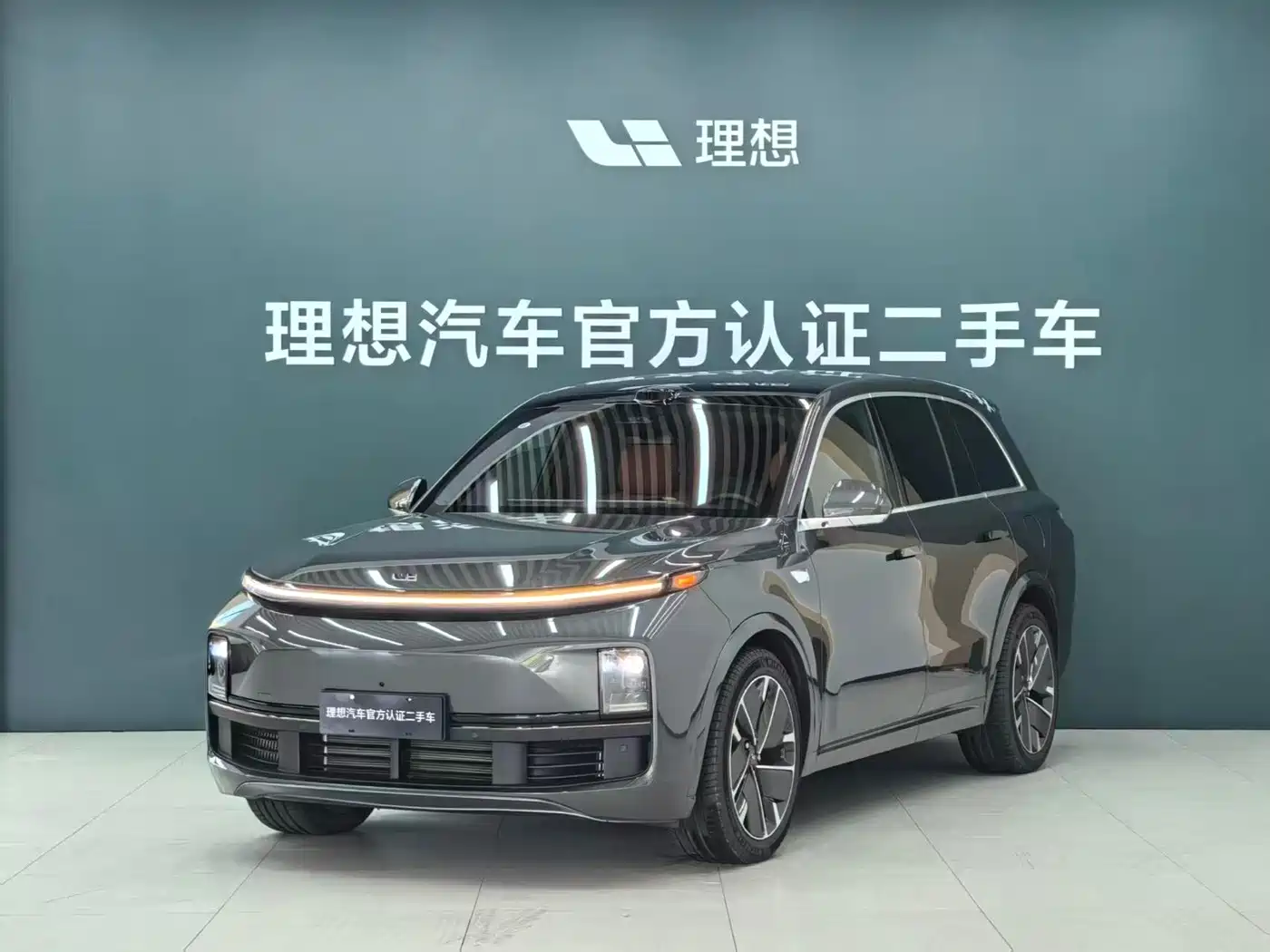 Li Auto Li L8 2025 Max Smart Renewal Edition