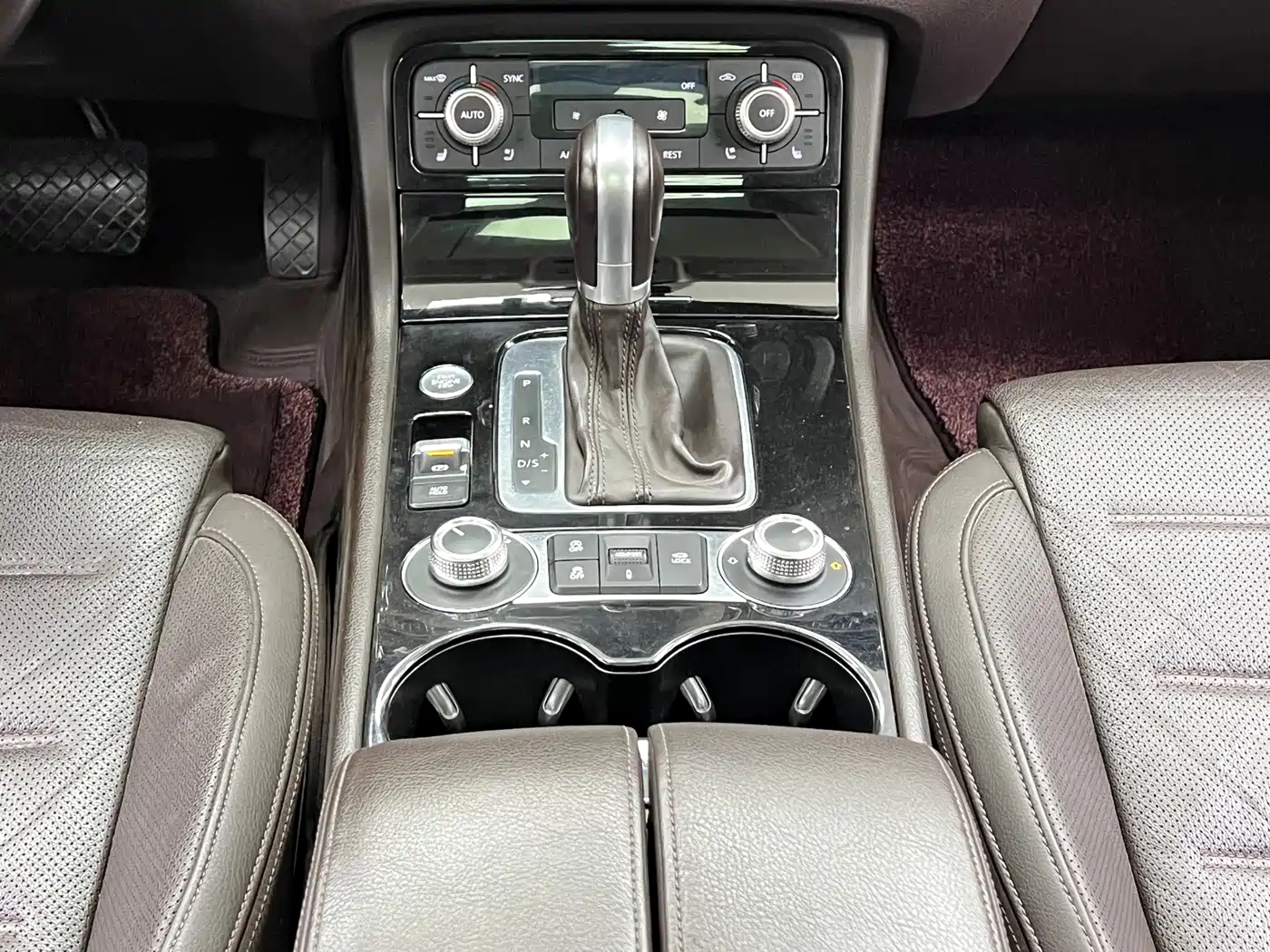 Volkswagen Touareg 2017 2017 3.0TSI Explorer Edition