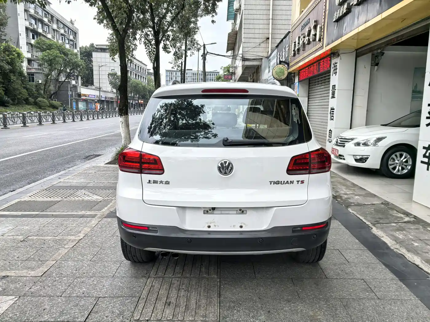 Volkswagen Tiguan 2013 1.8TSI Auto 2WD Comfort Edition фото 5