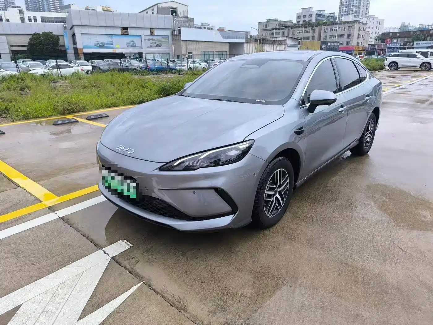 BYD Seal 05 DM-i 2025