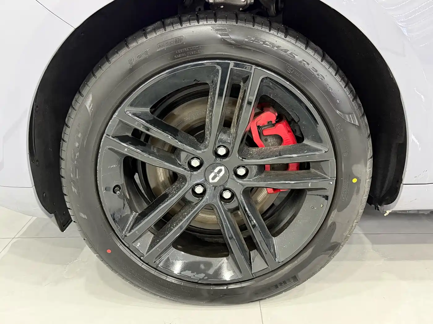 AITO Wenjie AITO M5 2024 Extended Range Max RS AWD Advanced Smart Driving Edition фото 8