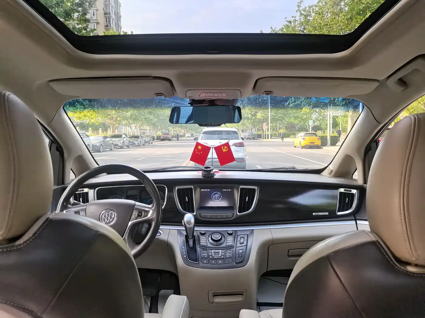 Buick GL8 2013 3.0L XT Luxury Business Flagship Edition фото 23