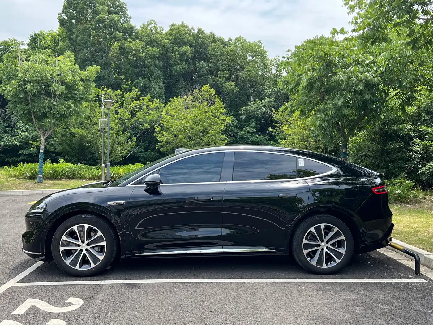 2026 Zhijie Luxeed R7