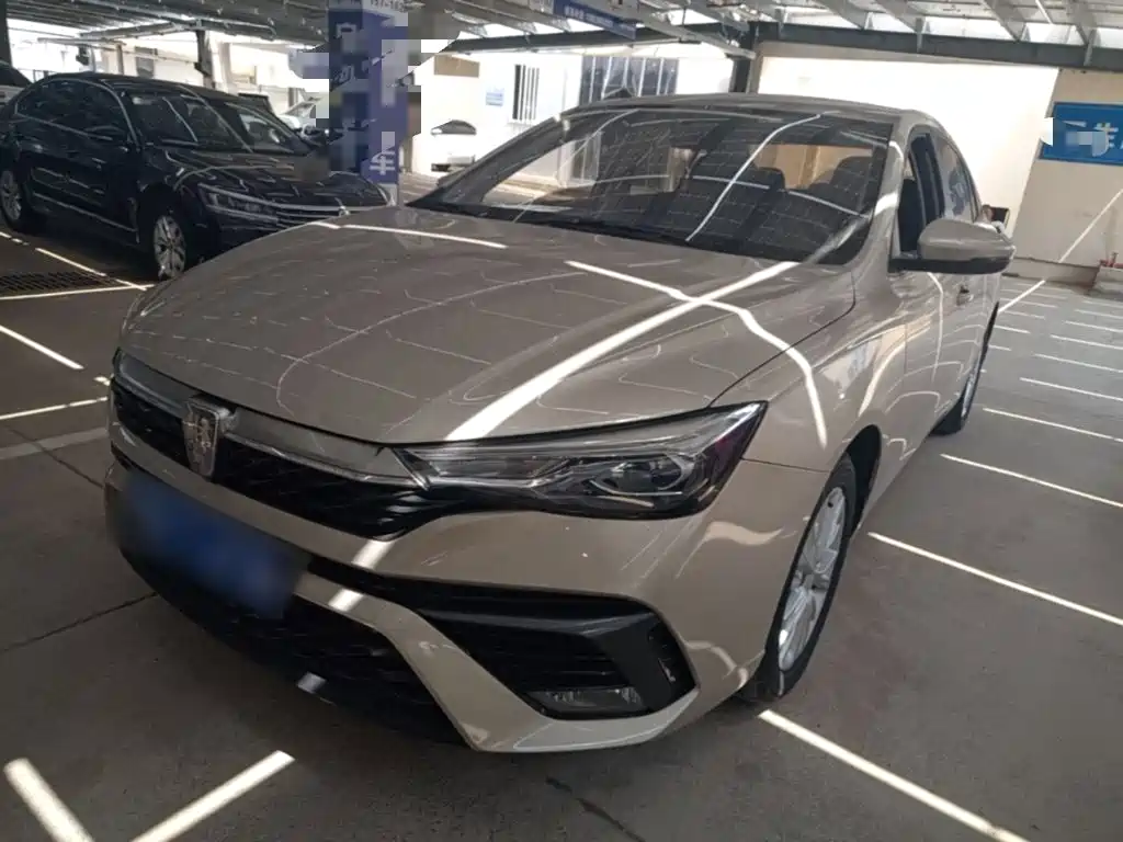 Roewe i5 2021 1.5L Manual Platinum Edition