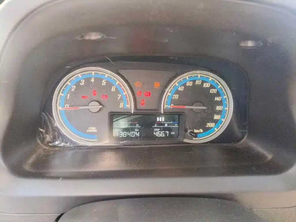 Фото 4 - Baojun 730