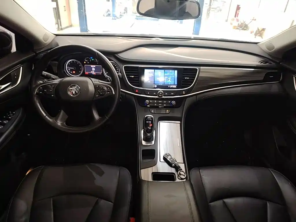 BUICK LACROSSE