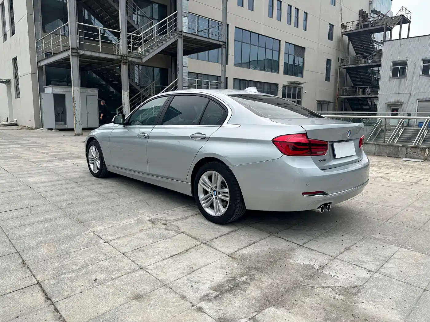 BMW 3 Series 2017 320Li xDrive Fashion фото 5