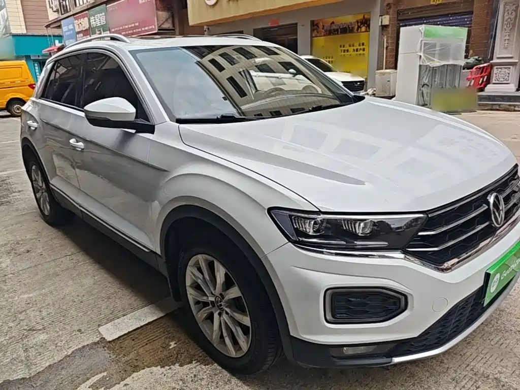 Фото 4 - Volkswagen T-ROC