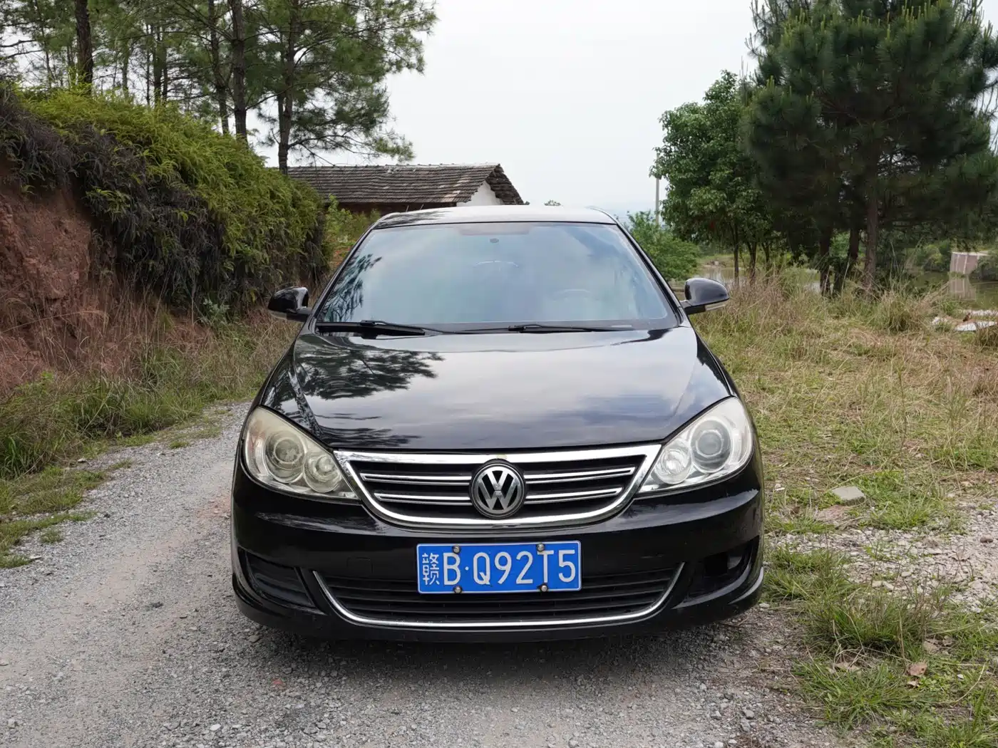Volkswagen Lavida 2013 1.6L Manual Trend Edition фото 4