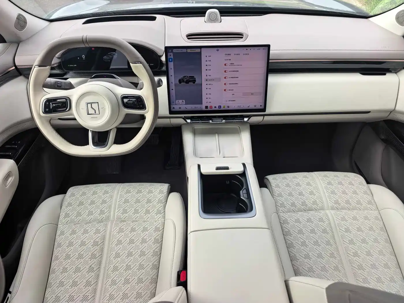 ZEEKR 7X 2025 2025 Model 75kWh RWD Smart Driving Edition