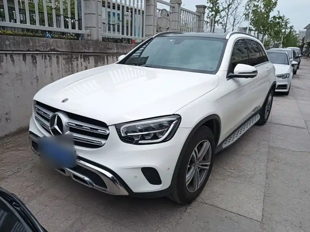 MERCEDES-BENZ GLC