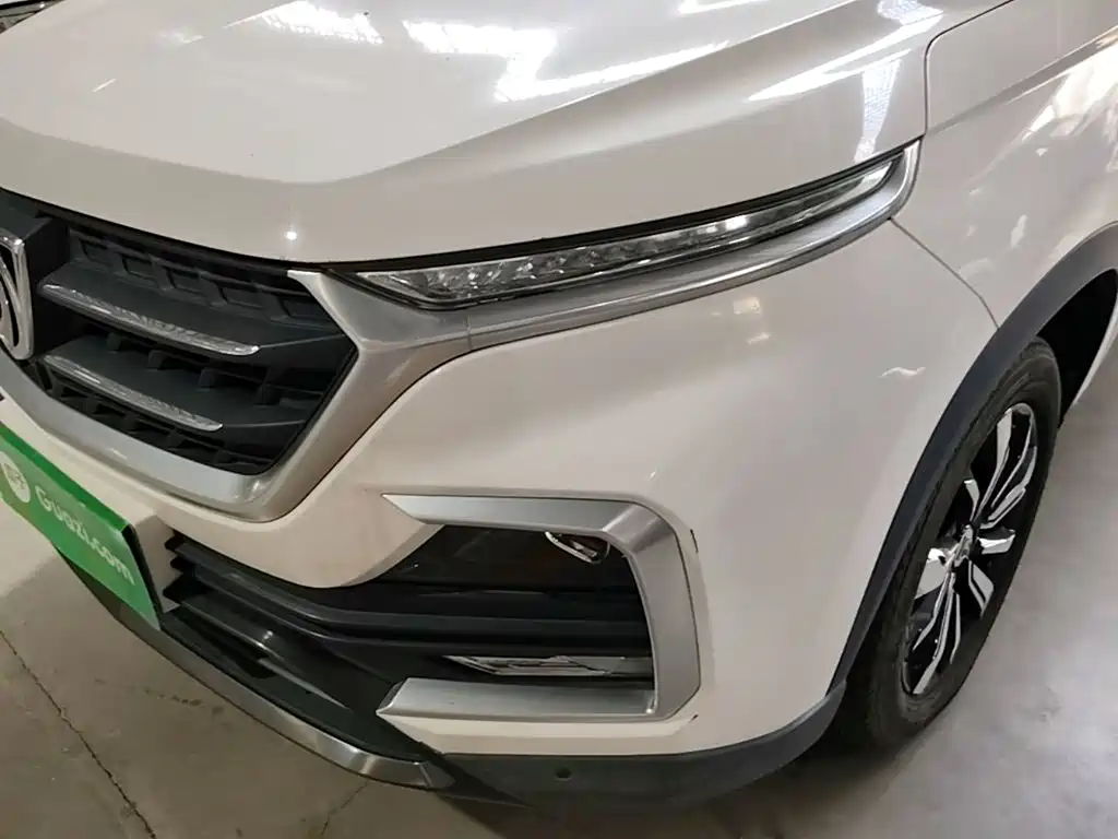 Baojun 530 2019 2018 1.5T Manual Premium Model China V