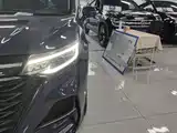 Фото 5 - Roewe iMAX8