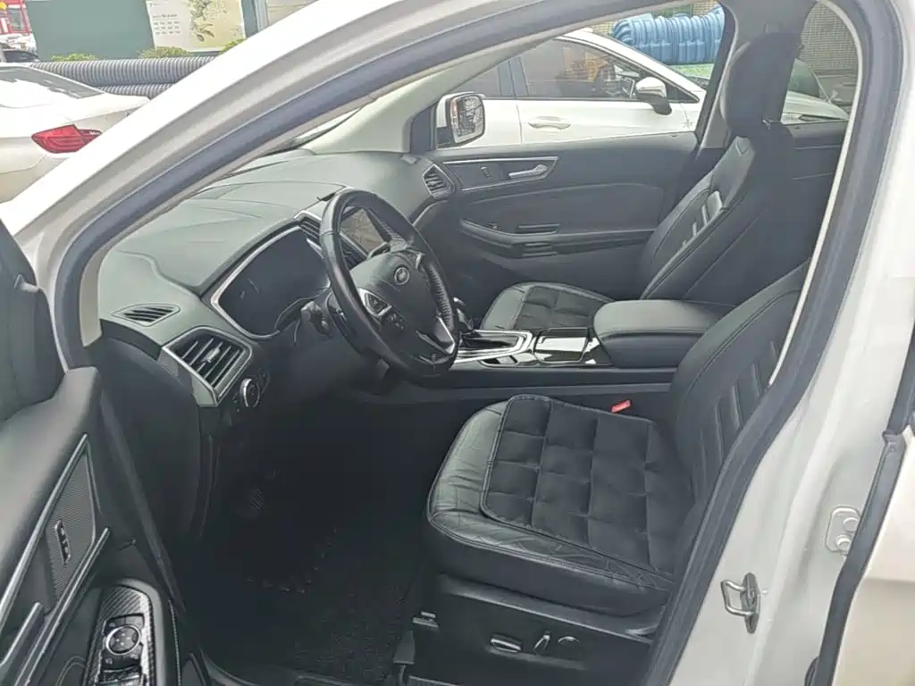 Ford Edge 2016 2016 EcoBoost 245 2WD Luxury 7-Seater