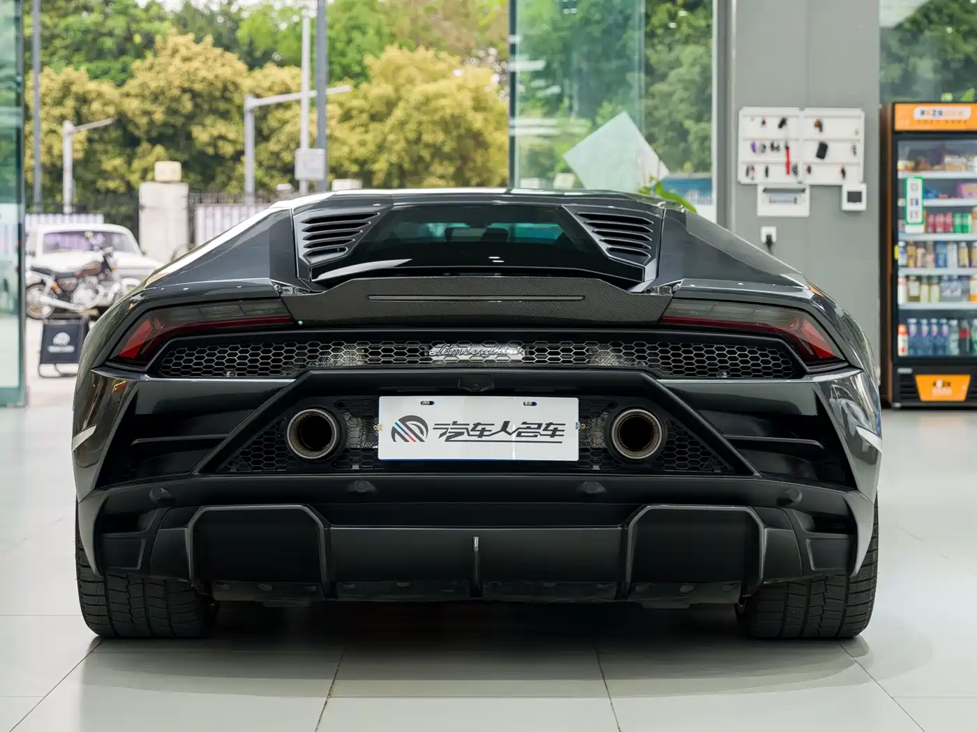 LAMBORGHINI HURACÁN