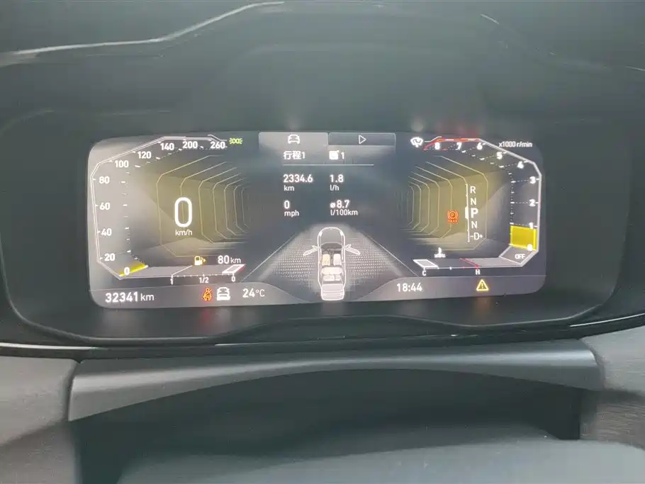 Lynk & Co 02 Hatchback 2022 2.0TD Pro фото 13