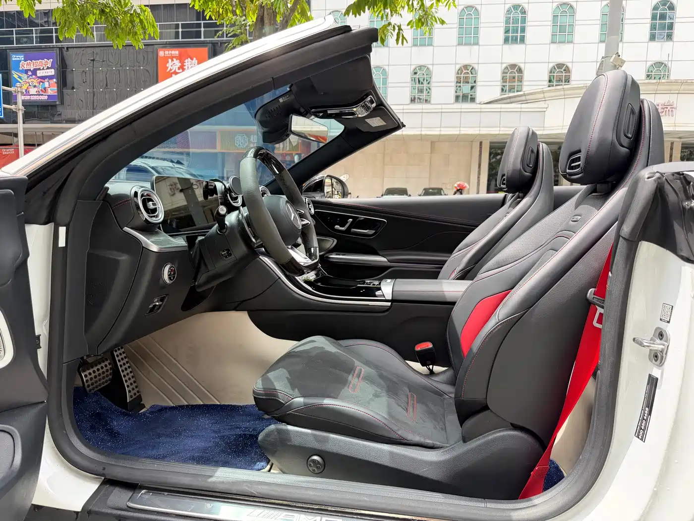 Mercedes-Benz Mercedes-AMG CLE 2025 2024 AMG CLE 53 4MATIC+ Cabriolet