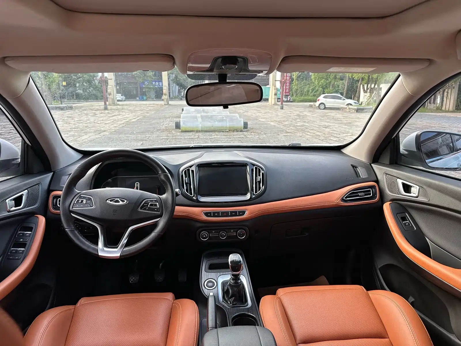 Photo 13 - Chery Tiggo 7