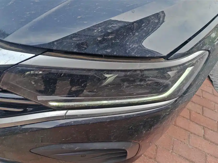 Volkswagen Passat 2025 Outstanding 330TSI Elite Edition фото 5