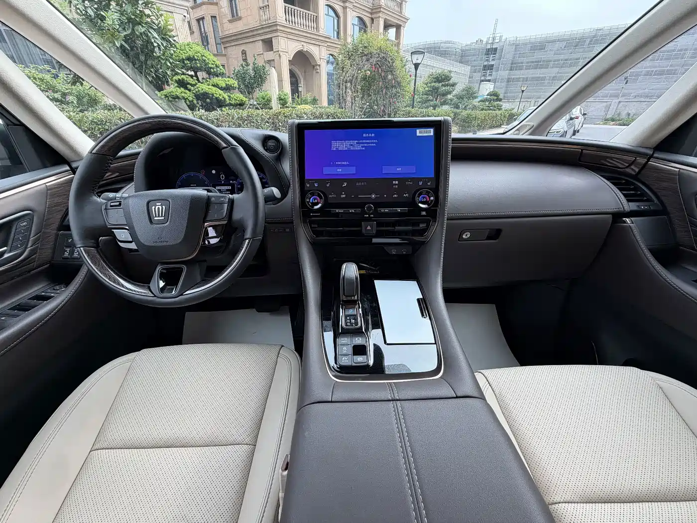 Toyota Vellfire 2026 2024 Crown Hybrid 2.5L Premium Edition