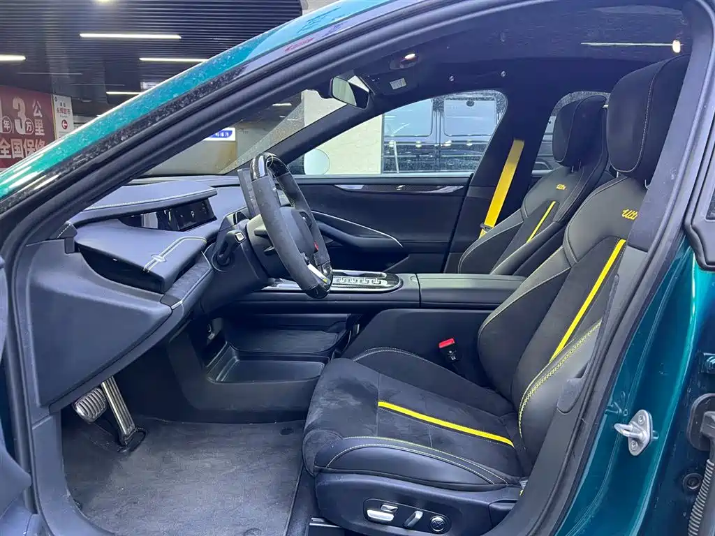 XIAOMI CAR XIAOMI SU7 ULTRA