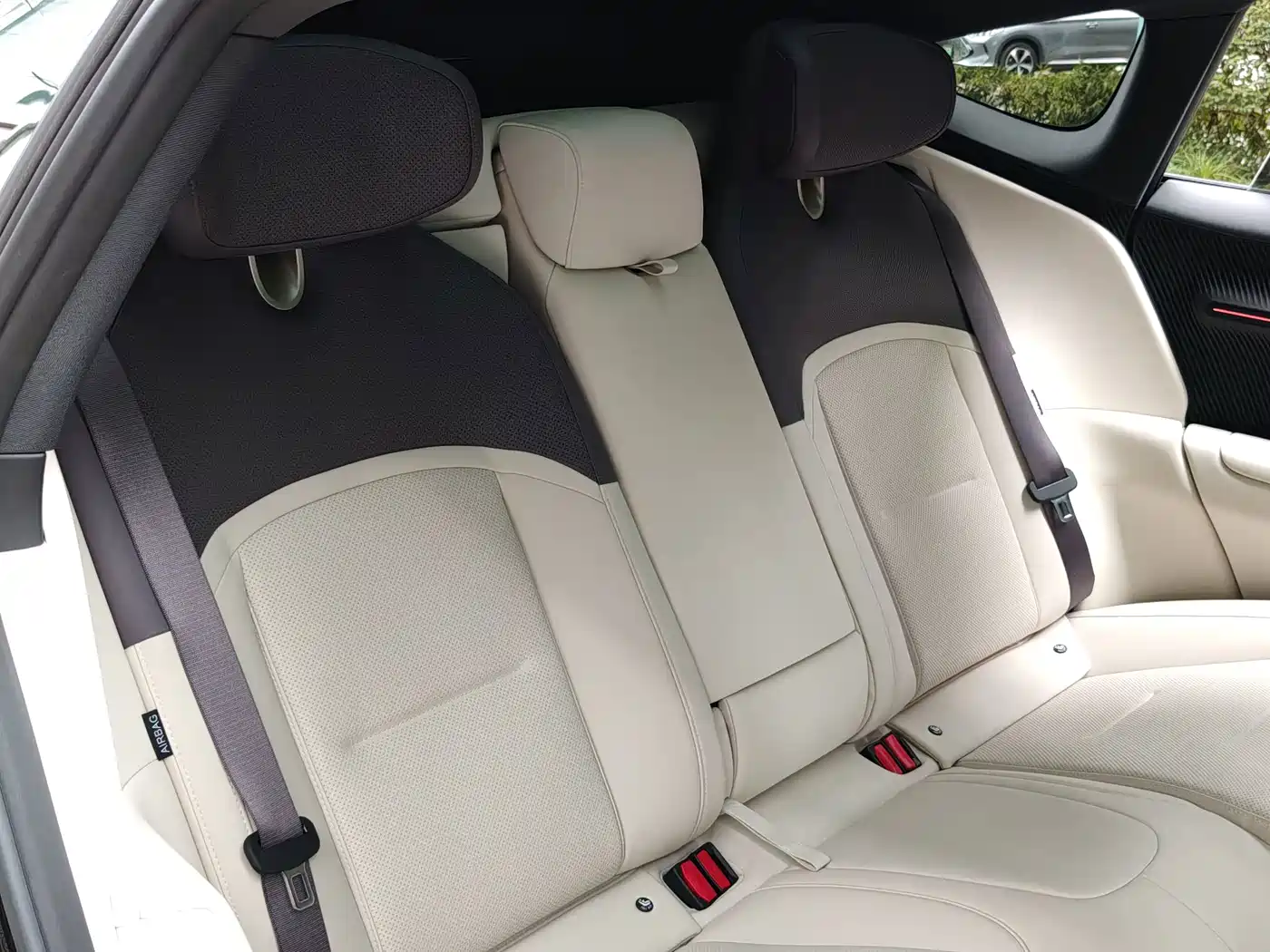 Avatr 12 2026 2025 Facelift Ultra EV AWD